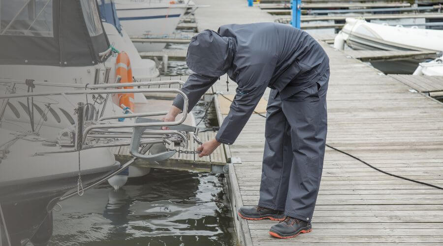 Why choose water damage restoration service for commercial water damage restoration in Southfield